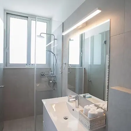 Ξενοδοχείο με διαμερίσματα Sensational 4 Bedroom Villa, Ideal Location Of Protaras!